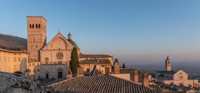 Bed and Breakfast Domus Fonte Dei Leoni Assisi Exterior foto